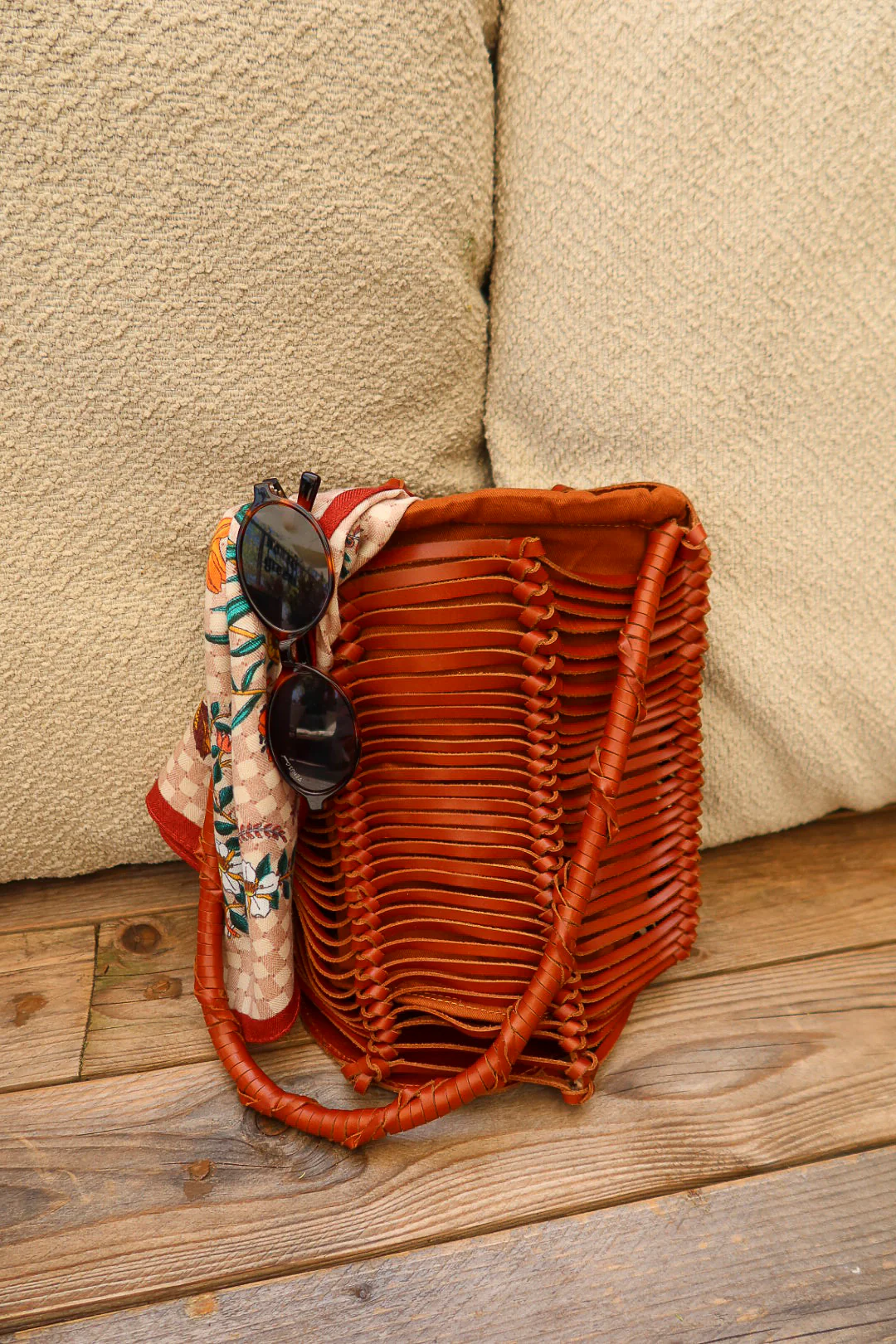 Bolso Vira Camel - Image 2