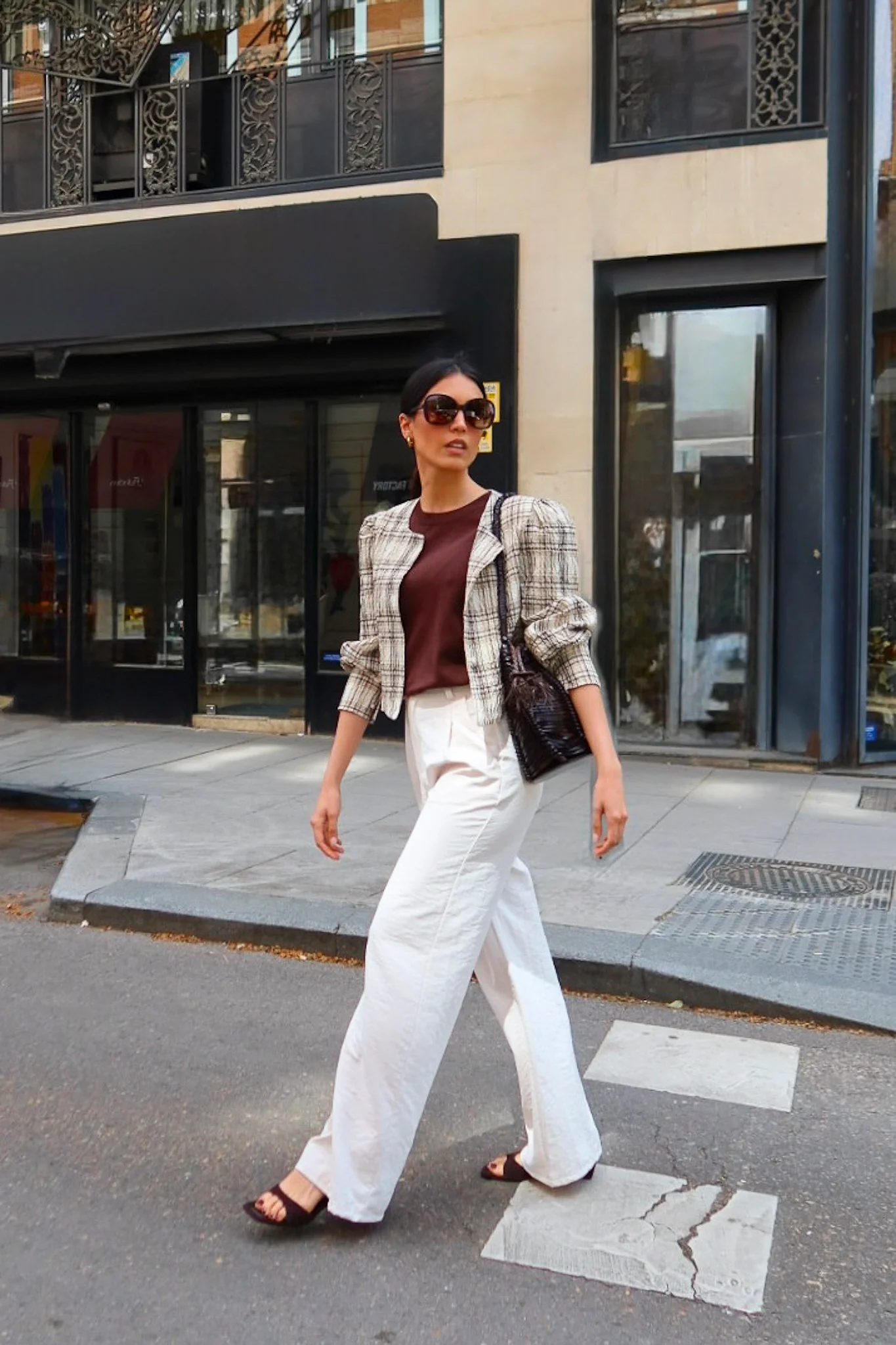 Chaqueta Tyw Beige - Image 3